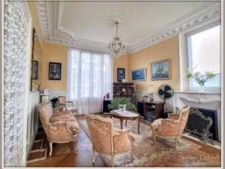 vente maison à aubigné-racan (72800) : à vendre / 196m² aubigné-racan