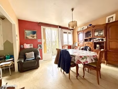 appartement 4 pièces 63 m²