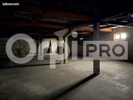 local commercial 400 m²