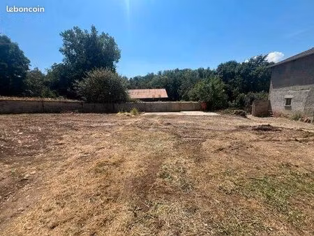 terrain 820 m² reyrieux