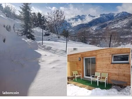 2 pièces + jardin + coin montagne au bord de la forêt