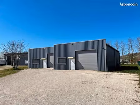 a louer 2 locaux d'activités (hors mécanique)