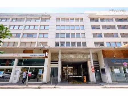 à vendre bureau loué - idéal investisseur