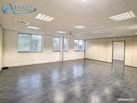 bureaux 672 m² valbonne