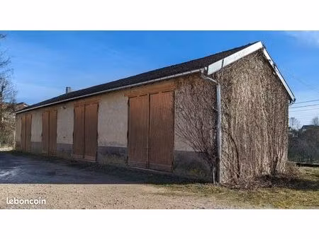 loue garage/local de stockage