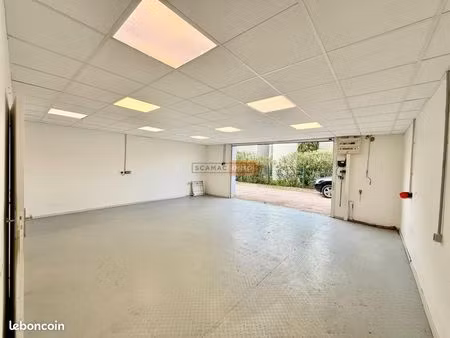 local d'activité 100 m²