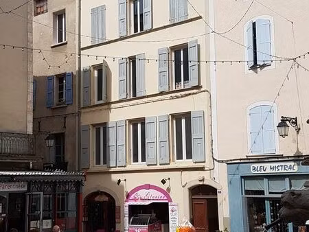 appartement 2 pièces 49m2 plein centre de forcalquier