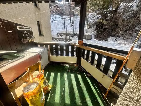 t1 avec terrasse à rénover - pra loup 1600