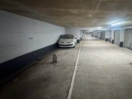place de parking xl en sous sol avenue eugenie