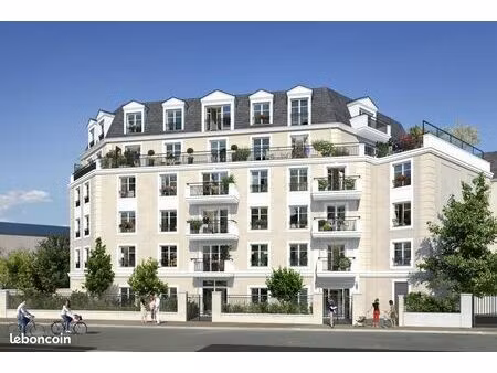 boutique 237 m² clamart