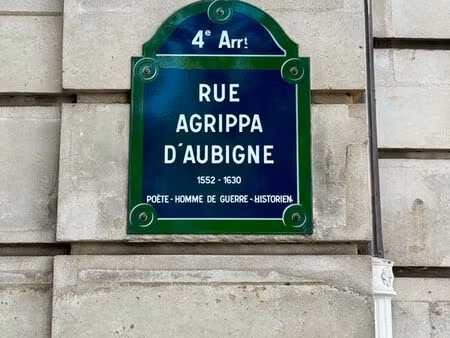 parking securisée paris 4