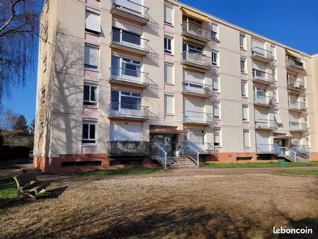 appartement t3 avec ascenceur 68 metres carres