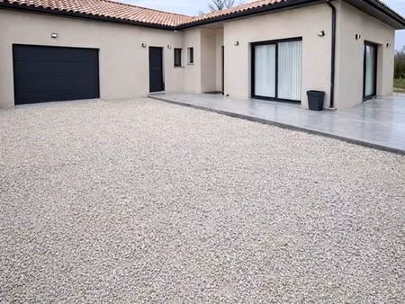 villa 6 pièces 142 m²