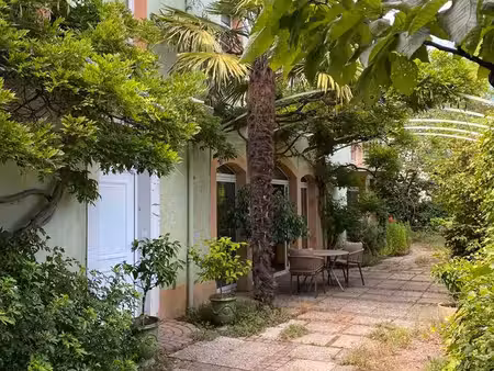 belle maison + bureaux au centre ville de gap - 685 000 - elégante maison de ville rénovée
