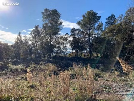 terrain 1 200 m² montfort sur argens
