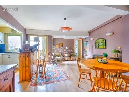 appartement 3 pièces 82 m²