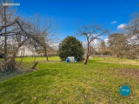 terrain 2075 m² mennecy