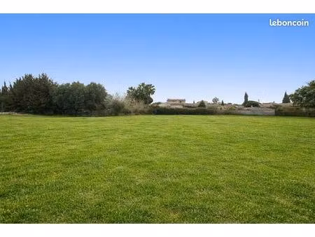 terrain 787 m² puget-sur-argens