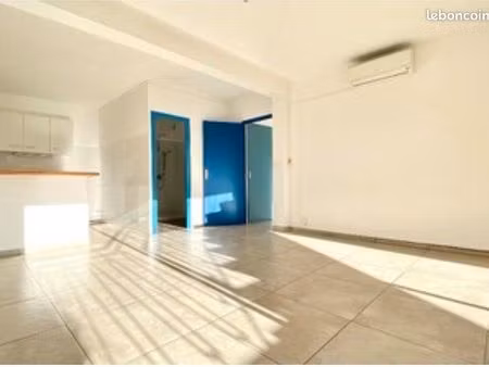 sanary sur mer 2 pièces 46 m2