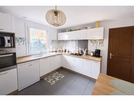 maison 4 pièces - 103 m²