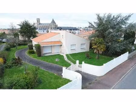 vente maison à aizenay (85190) : à vendre / 97m² aizenay