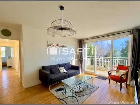 t4 lumineux avec terrasse et jardin privatif