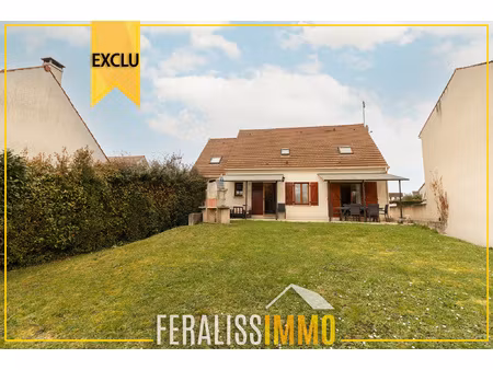 belle maison familiale avec grand jardin