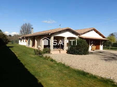 jolie maison située à lagorce avec son jolie terrain et ses beau volume