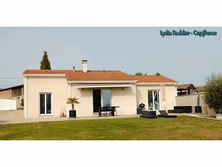 maison plain-pied - 5 pièces - terrain 5000 m2 luzillat (63350)