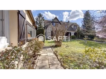 maison 230m2  8 pièces 5 chambres  dépendance jardin