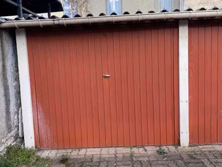garage/box