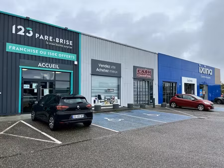 local commercial a louer