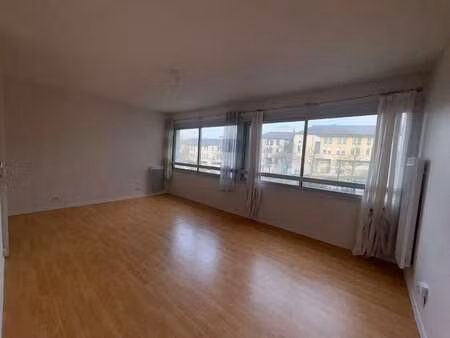 location appartement t1 à rennes centre ville (35000) : à louer t1 / 30m² rennes centre vi