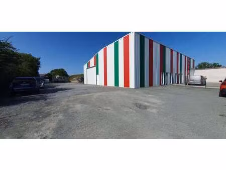 location bureaux et commerces à challans (85300) : à louer / 200m² challans