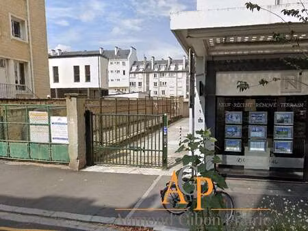 location garage box et parking à caen (14000) : à louer / 10m² caen