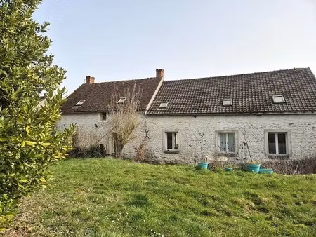 maison 11 pièces avec terrain.