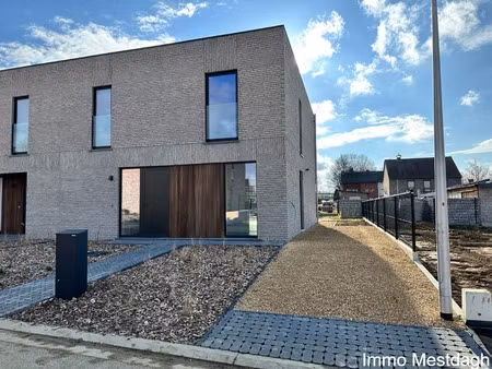 huis te huur in bekkevoort met 3 slaapkamers