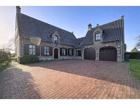 huis te huur in ophasselt met 4 slaapkamers