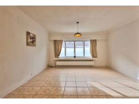 appartement te huur in wilrijk met 4 slaapkamers