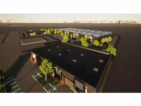 agilys vous propose des locaux d'activités avec des bureaux au sein du veellage d'avranvil