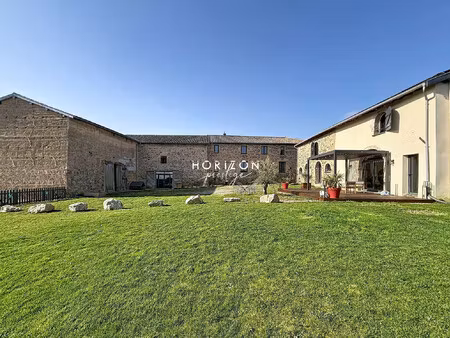 emeringes : maison avec gîte/seminaire