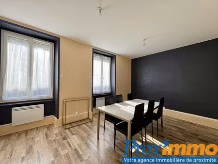 vivre et travailler au même endroit – maison de ville rénovée avec local professionnel