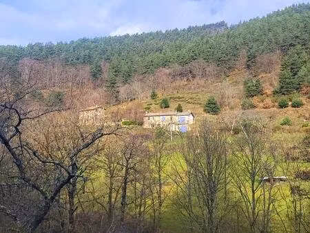 maison de hameau en pierres avec 1 1 ha de terrain