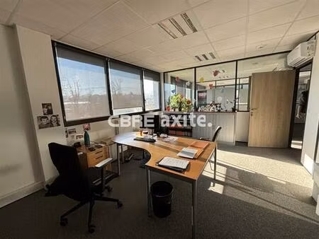 location bureau chavanod 236 m²