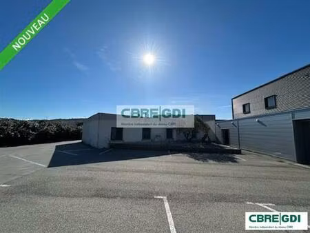 vente local d'activités saint laurent des arbres 873 m²