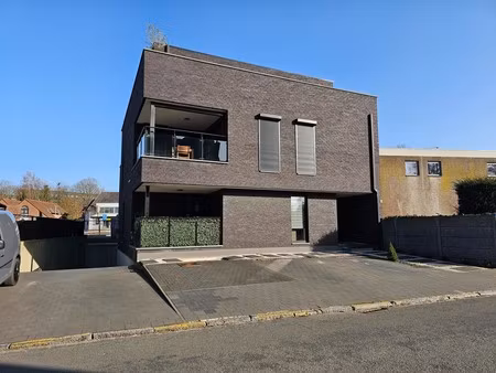 appartement te huur in maasmechelen met 2 slaapkamers