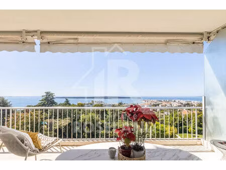 location appartement 3 pièces 103 m² à cannes (06400)