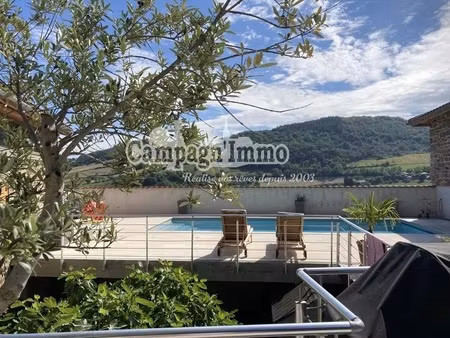 maison haut de gamme à montrottier