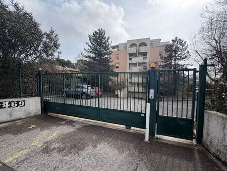 location local commercial montpellier 34000