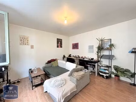 location appartement 2 pièces 37m² montauban 82000